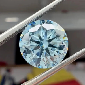 Diamant de laboratoire cultivé de 2 carats, forme ronde, bleu vif fantaisie, clarté VS, certifié IGI, diamant non monté pour la fabrication de bijoux - Product Image 1