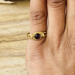 Trendy High Demand Garnet <b>Ring</b> Twisted Pattern Brass <b>Ring</b> 18k Gold Plated <b>Statement</b> <b>Ring</b> Modern Design Wholesale <b>Ring</b> For Women - Product Image 4