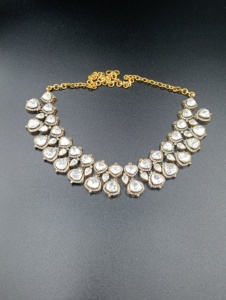 Juego de Collar y Aretes Amaira Jewels de Plata Chapada en Oro con Piedra Polki para Mujer, Joyería Clásica para Bodas - Product Image 6