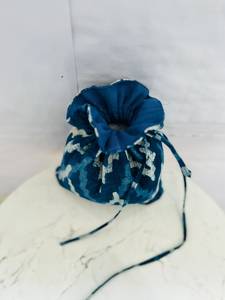 Sac à cordon en toile géométrique bleu VEER HANDIRCRAFTS, pochette légère imprimée, 7 pouces, logo personnalisé, sac cadeau pour un usage quotidien - Product Image 3