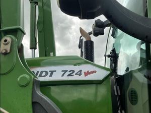 รถแทรกเตอร์ Fendt 724 Power Plus ปี 2018 สภาพดี ใช้งานน้อย ซื้อเลย/ รถแทรกเตอร์การเกษตร Fendt 724 Vario Profi+ ปี 2018 ซื้อเลย - Product Image 6