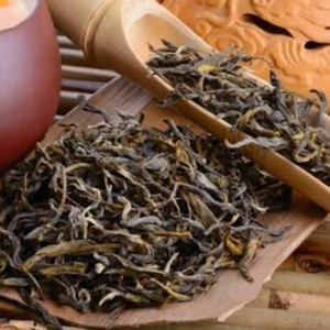 Té de hierbas premium de Vietnam, hojas sueltas secas naturalmente, fragancia refinada, suministro al por mayor para distribuidores en el extranjero - Product Image 1