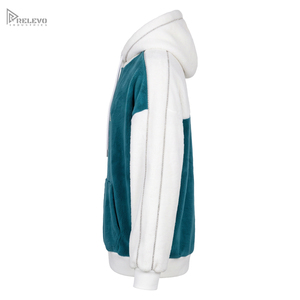 Sweat à capuche unisexe personnalisé en molleton 100 % coton épais, motif flèche en strass blanc et turquoise, avec poches - Product Image 3