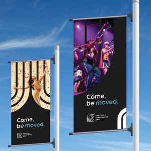 Bandera Publicitaria Colgante de PVC Impresa con UV Personalizada, Letrero Promocional para Exteriores - Product Image 6