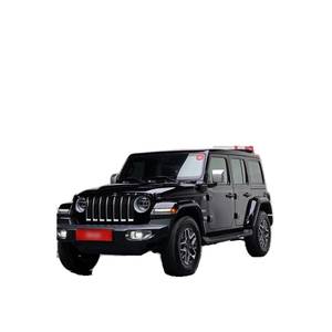Jeep Wrangler 2.0 Overland Power Top 4 portes 4x4 Modèle décembre 2022 avec 34 804 km Boîte de vitesses automatique Sièges en tissu Caméra arrière - Product Image 1