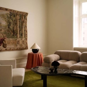 Alfombra Milano Green Garand, Hecha a Mano, de Lana de Nueva Zelanda, Estilo Minimalista, para Sala de Estar o Dormitorio, Tamaño Personalizado - Product Image 3