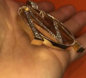 Pendentif personnalisé avec initiales serties de diamants, pendentif rond avec logo, pendentif en diamant moissanite, argent sterling 925 micro pavé VVS - Product Image 3