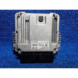 Unité de commande moteur Carnival 2014-2018 d'occasion OEM 391002FCC1 - Product Image 1