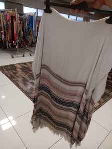 Tenue de plage chic d'été à imprimé tribal moderne, motif triangulaire orange et doré, style bohème, en coton, à volants, aux tons de coucher de soleil, pour soirée - Product Image 5