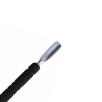 Pousse-cuticules réutilisable en acier inoxydable à double tête Pure Finish avec poignée texturée pour un meilleur contrôle et un confort optimal