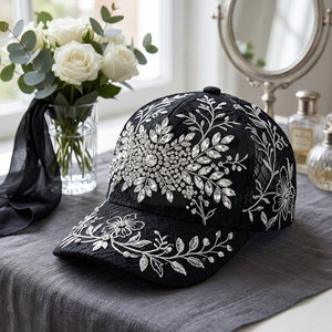 Hermosa Gorra de Béisbol de Encaje para Mujer con Tela de Encaje Premium, Bordado Floral, Detalles de Pedrería, Cierre, Accesorio Casual - Product Image 2