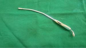 Tubos de succión Yankauer premium curvos de 3.2 mm, longitud de trabajo de 22 cm, longitud total de 36 cm, control por pulgar, herramienta quirúrgica – ZETOMEDPRO - Product Image 4