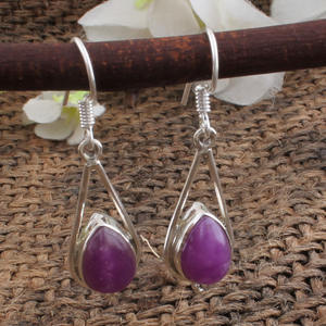 ต่างหูหยกลาเวนเดอร์ธรรมชาติ ต่างหูเงินแท้ 925 เกรด AAA หรูหราสำหรับผู้หญิง อัญมณีที่ได้รับการรับรอง งานแต่งงาน งานละเอียด - Product Image 4