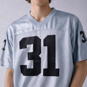 Camiseta de Fútbol Retro Personalizada de Alta Calidad con Cuello en V, Camiseta de Fútbol Oversize para Hombre, Camiseta de Fútbol Americano Vintage Personalizada B2B - Product Image 3