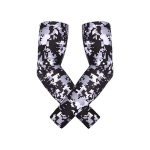 Manchons de bras personnalisables pour le gaming et le sport, protection UV, en soie glacée, pour e-sport, avec logo d'entreprise privé - Product Image 4