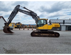 Excavadora de cadenas Volvo EC220D usada con cucharón de 8m, sistema hidráulico HYDAC, motor, bomba y caja de cambios - 5+ años de garantía - Product Image 5