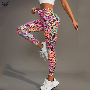 Leggings de Yoga de Cintura Alta con Estampado Animal, Impresión por Sublimación, Pantalones de Poliéster y Spandex con Elasticidad en Cuatro Direcciones - Product Image 5