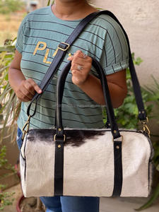 คอลเลกชันใหม่หนังวัวกระเป๋าเดินทางกระเป๋าหลายใช้ผมบนหนังขนแฮนด์เมดกระเป๋าUnisexกระเป๋าเดินทางขนาดใหญ่หลายใช้ - Product Image 3