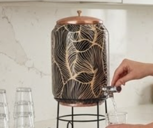 Fontaine à eau artisanale en cuivre avec couvercle en cuivre et motif feuille, distributeur d'eau pour usage domestique - Product Image 4