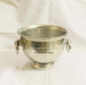 Seau à glace antique doré pour champagne, bol réfrigérant à vin en métal bronze vintage, bac à boissons rustique avec poignées annulaires pour la décoration de bar - Product Image 6