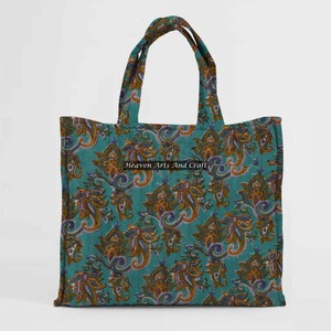 Bolso Acolchado de Algodón con Estampado Floral para Mujer, Bolsa Grande de Estilo Vintage A LA Moda, Hecha a Mano - Product Image 1