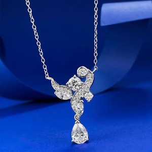 Pendentif en diamant moissanite très demandé pour femmes, bijou raffiné pour un usage quotidien, cadeau tendance disponible au meilleur prix - Product Image 6