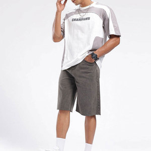 Pantalones Cortos Bermuda de Lona Gris para Hombre, Cintura Media, Color Sólido, Cierre Elástico en la Cintura, Estilo Casual, 100% Algodón, Logotipo Frontal - Product Image 2