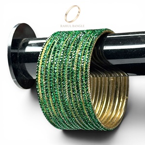 Juego de Brazaletes de Cristal Verde con Pedrería, de Moda, para Bodas, de Acero Inoxidable, Chapados en Oro, Resistentes a la Decoloración, para Mujer - Product Image 1