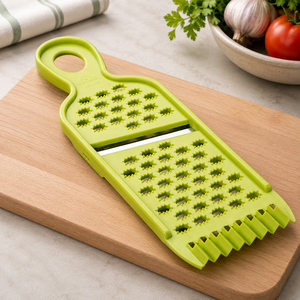 Rallador de Plástico Verde JAYA MATA JM100 con Cuchilla de Acero Inoxidable, Herramienta Manual para Frutas y Verduras, Fácil de Limpiar, Solo Lavar a Mano - Product Image 1