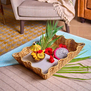 Une option idéale pour une table basse ou un comptoir de cuisine : plateau en rotin naturel tressé à la main, forme coquille Saint-Jacques - Product Image 1