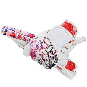 ถุงมือกอล์ฟลายดอกไม้สำหรับผู้หญิง หนัง PU กันลื่น ปิดด้วยแถบตีนตุ๊กแก สำหรับใช้เล่นกีฬา พร้อมสายรัดข้อมือและคุณสมบัติกันลื่น - Product Image 4