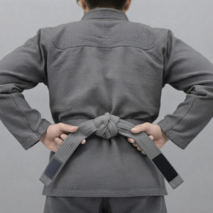 Chaqueta de Artes Marciales Gris Plateado Personalizada, Tejido de Algodón de Grano Grueso, Cintura Elástica, Alas de Hombro para Taekwondo, Cinturón a Juego, Deportes - Product Image 4