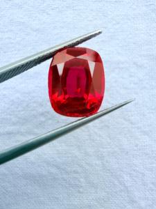 Rubis de laboratoire à l'aspect naturel, bijoux classiques, rubis princesse pour boucles d'oreilles, fournisseur indien, qualité supérieure au meilleur prix, pierre précieuse rubis. - Product Image 2