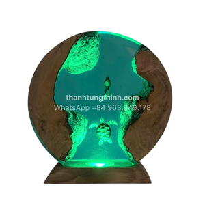 Statue de Bulbasaur en résine époxy avec base en bois et Poké Balls, figurine d'anime fabriquée au Vietnam - Product Image 4