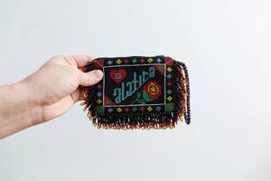 <b>Pink</b> Beaded Daisy Coin <b>Purse</b>: Handcrafted Seed Bead Small Wallet – Coquette Floral Pouch - Product Image 2