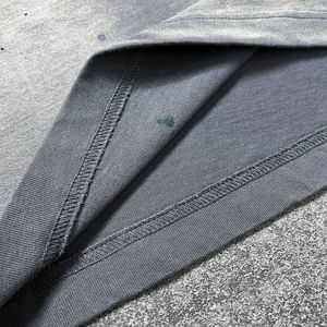 เสื้อยืดคอกลมทรงโอเวอร์ไซส์คุณภาพสูงสำหรับผู้ชาย ผ้าฝ้าย 100% เนื้อหนา ทรงบ็อกซี่ ราคาถูก รับผลิตแบบ OEM - Product Image 4