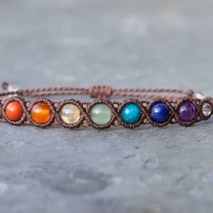 Bracelet en macramé fait main 7 chakras Pierres naturelles Guérison Réglable Bijoux bohèmes Yoga - Product Image 1