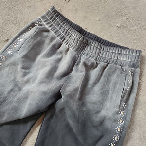 Pantalones Deportivos Grises Ombre para Hombre con Franja Lateral de Pedrería, Cintura Elástica, Joggers Casuales para Otoño - Product Image 4