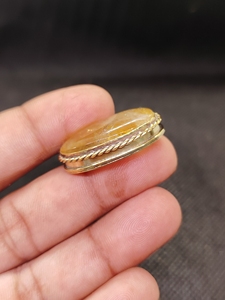 จี้ทองเหลืองร่องลายซิทรินธรรมชาติ |   จี้ห้อยทำมือประดับพลอยในกรอบทองเหลือง |   เครื่องประดับทองเหลืองวินเทจสำหรับผู้หญิง |   เครื่องประดับขายส่ง - Product Image 4