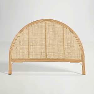 Tête de lit style bohème pour lits king size, fabricant de têtes de lit en rotin, prix fabricant. - Product Image 3