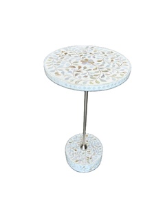 โต๊ะฝังมุกลายดอกไม้หรูหราโต๊ะข้างสำหรับห้องนอนคลาสสิกและห้องนั่งเล่น - Product Image 4