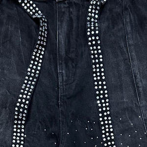 Shorts en jean respirants taille haute pour homme, délavés, avec rivets décoratifs, style décontracté printemps-été, coupe droite, en coton - Product Image 4