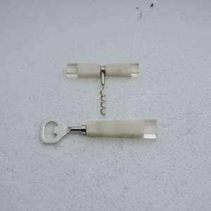 Abridor de botellas y destornillador de diseño único, abridor de botellas de acero inoxidable con mango de resina, destornillador al mejor precio - Product Image 1