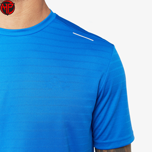 Conjunto de Camiseta y Pantalones Cortos Ligeros y Transpirables para Hombre, Fabricante OEM, Personalizado, Elástico en Cuatro Direcciones, Conjuntos de Camisetas Deportivas de Verano para Hombre - Product Image 6