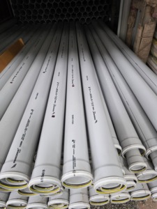 Fournisseur OEM en gros, idéal pour les applications de plomberie dans la construction, tuyaux PVC SWR pour les systèmes de drainage des eaux usées - Product Image 3