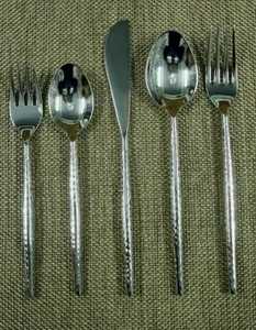 Ensemble de couverts de luxe faits à la main en laiton martelé plaqué or poli miroir 10ml avec cuillère, fourchette et couteau – Qualité export en gros - Product Image 5