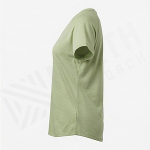 เสื้อยืดผู้หญิงคุณภาพสูง ระบายอากาศได้ดี แขนสั้น คอกลม ลายกราฟิก ผ้าซาติน ใส่สบายในฤดูร้อน ปรับแต่งได้ - Product Image 3