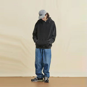 เสื้อฮู้ดดี้ผู้ชายทรงโอเวอร์ไซส์ ผ้าฝ้ายฟอก ทรงปกติ แบบถัก สวมใส่สบาย เหมาะสำหรับฤดูใบไม้ร่วง มีกระเป๋าหน้า สีพื้น ดีไซน์มีฮู้ด - Product Image 6