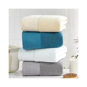 Toalla de Playa Plegable de Lujo para Verano, Antiarena, Suave, Grabada, Venta al por Mayor, Personalizable - Product Image 5