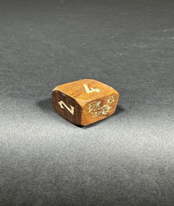 ชุดลูกเต๋า RPG ทรงหลายเหลี่ยมขนาดเล็ก HS Eco-Friendly ทำจากไม้ อะคริลิก และโลหะ สำหรับเกมกระดานและเล่นตามบทบาท งานฝีมือจากวัสดุธรรมชาติ - Product Image 5